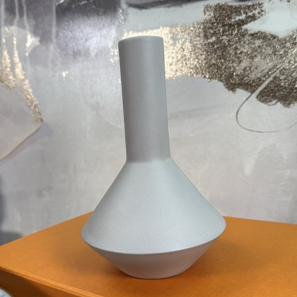 Ferm Living 
Sculpt Vase Pod - Picture 6 of 12